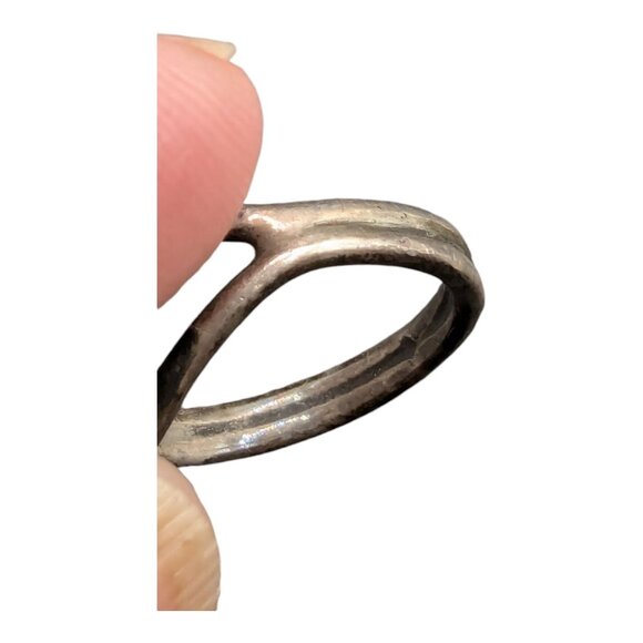 Vintage Silver Ring With Unique Stone Size 6.5 Boho Chic Style Statement - Picture 8 of 8